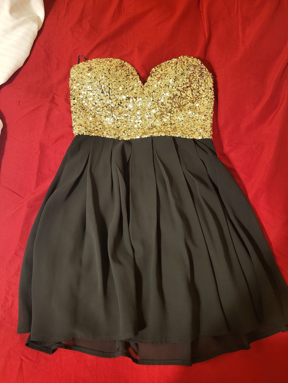 a'gaci Gold Sequin Strapless Sweetheart Dress with Black Skirt